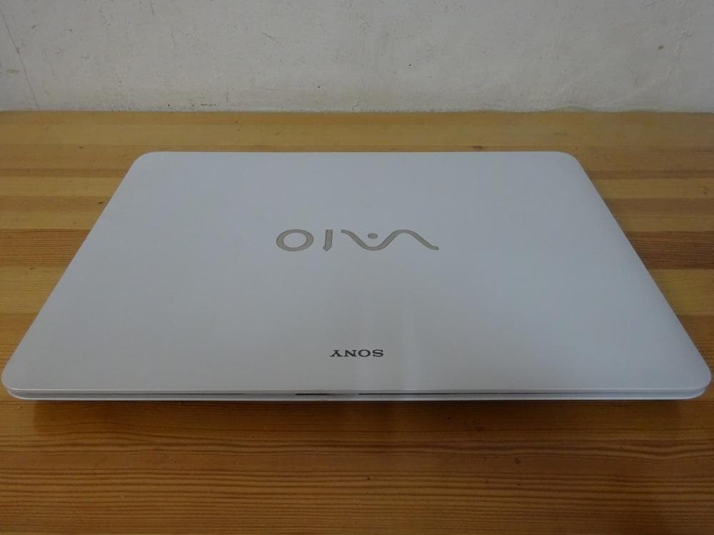 ソニーノートパソコン VAIO SVF153B1GN/中古特価良品