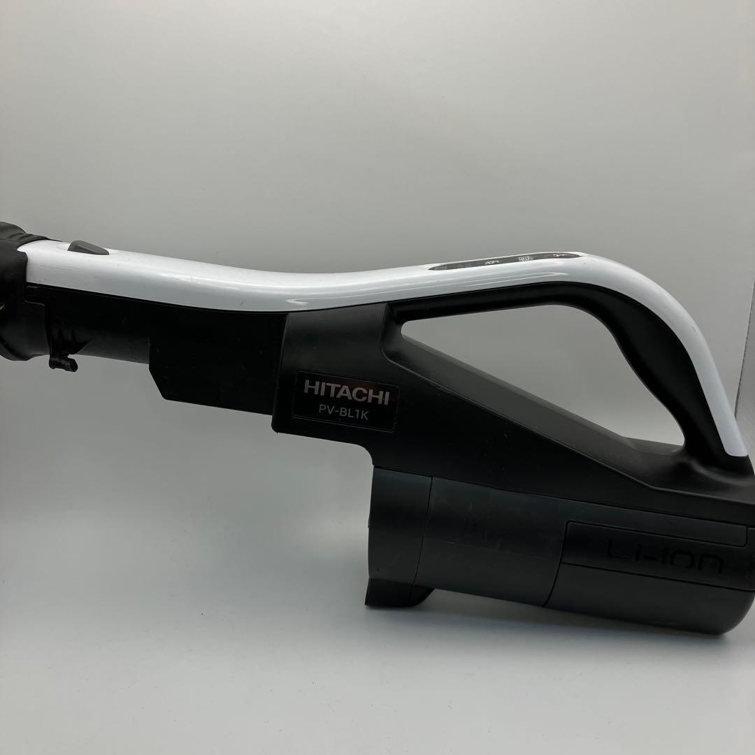 ⭐日立　サイクロン掃除機　PV-BL1K ラクかるスティック　2023年製　白