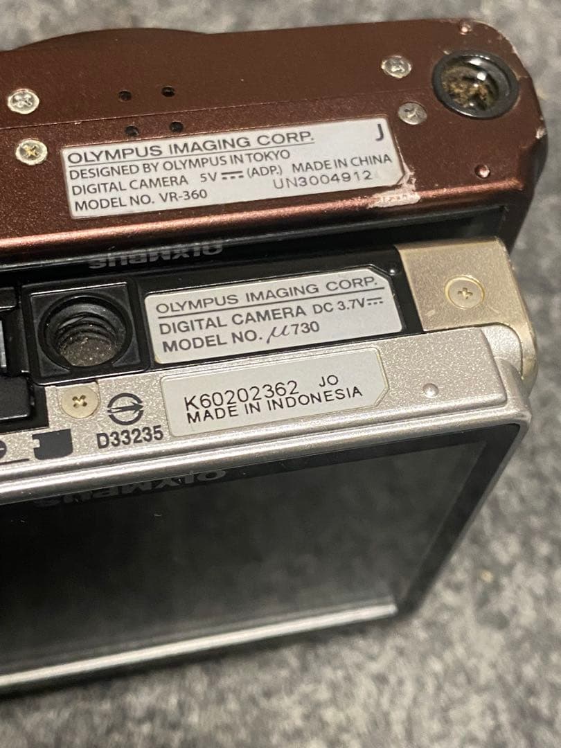 OLYMPUS VR-360 とOLYMPUS μ T730 ブラウン/シルバー